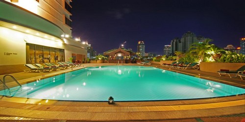 هتل بانکوک پالاس بانکوک